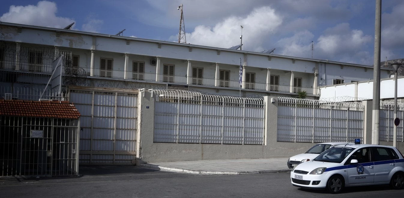 Μαφία Κορυδαλλού: «Ο ψήστης, το σιδερικό και το πακιστανικό κοτόπουλο… αξίας 30.000€»